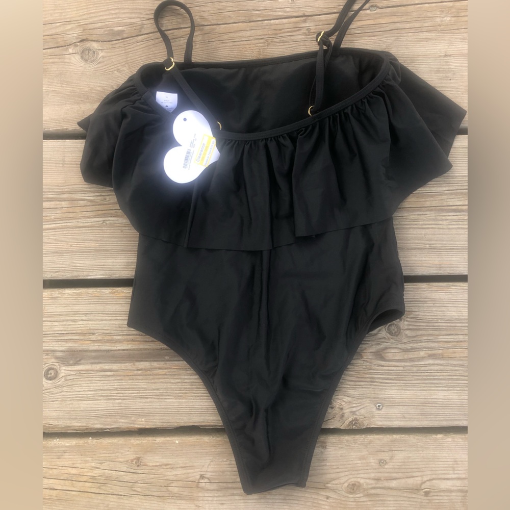 NWT woman’s black ruffled swimsuit, size Medium. Ruffled off the shoulders!